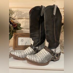 Freebird Boots